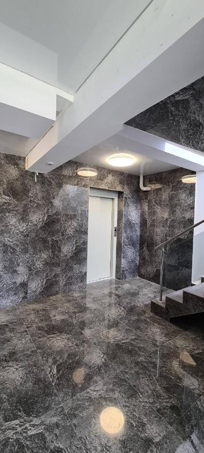 Marble Studio Bukarest Eksteriør billede